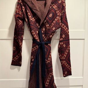 Geometric Patterned Knit Cardigan
